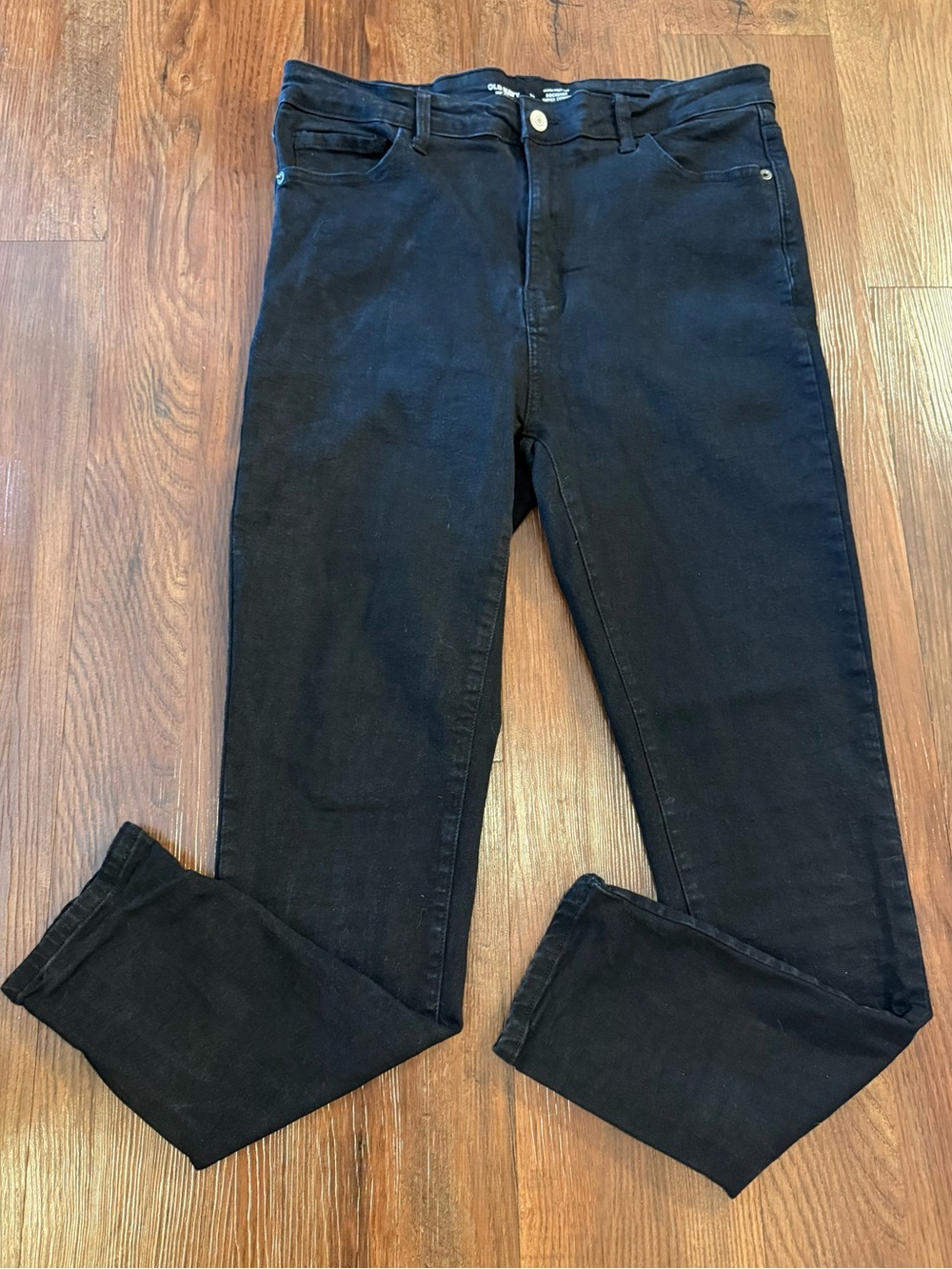 Old Navy Rockstar Extra High Rise Super Skinny Jeans - Size 10 Black 360 Stretch